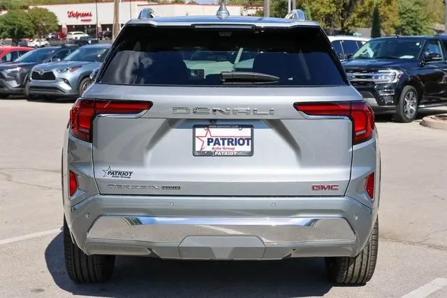 2026 Gmc Terrain Denali photo 4