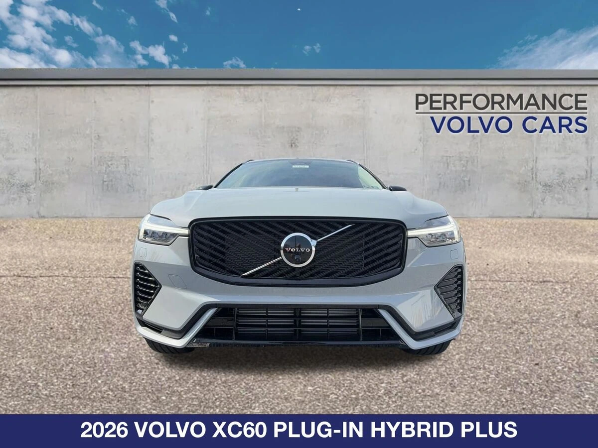 2026 Volvo - image 10