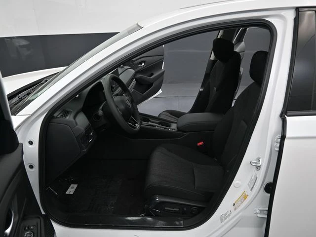 2025 Honda Accord SE - Photo 6