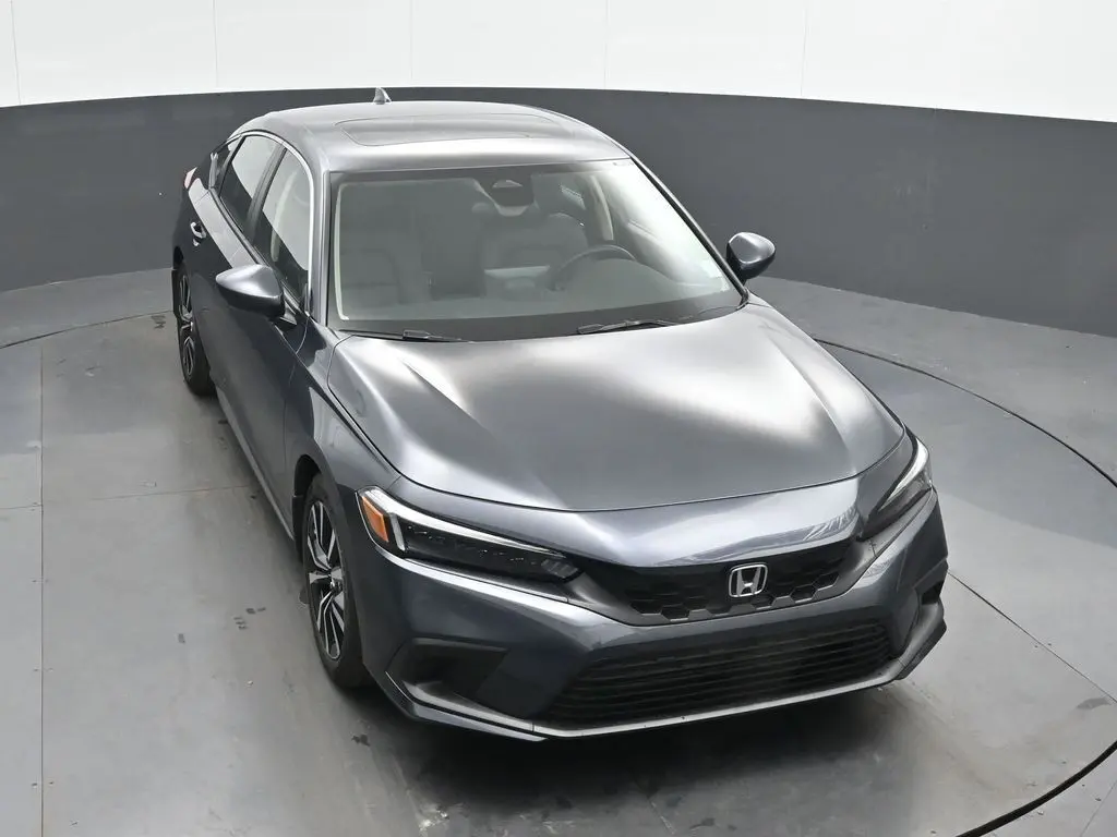 2024 Honda Civic EX-L Hatchback photo 31