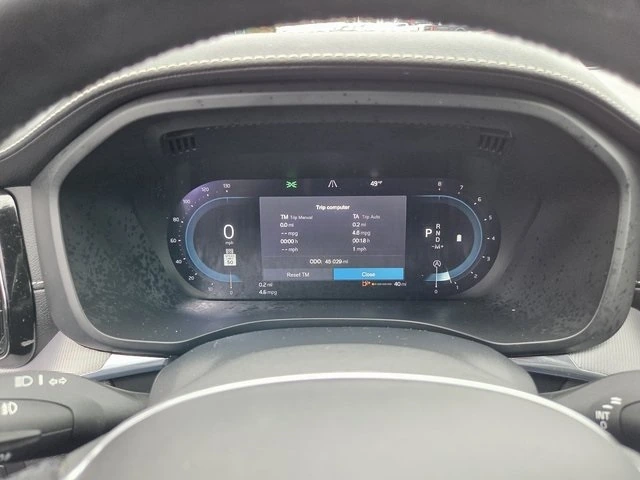 2022 Volvo - image 28