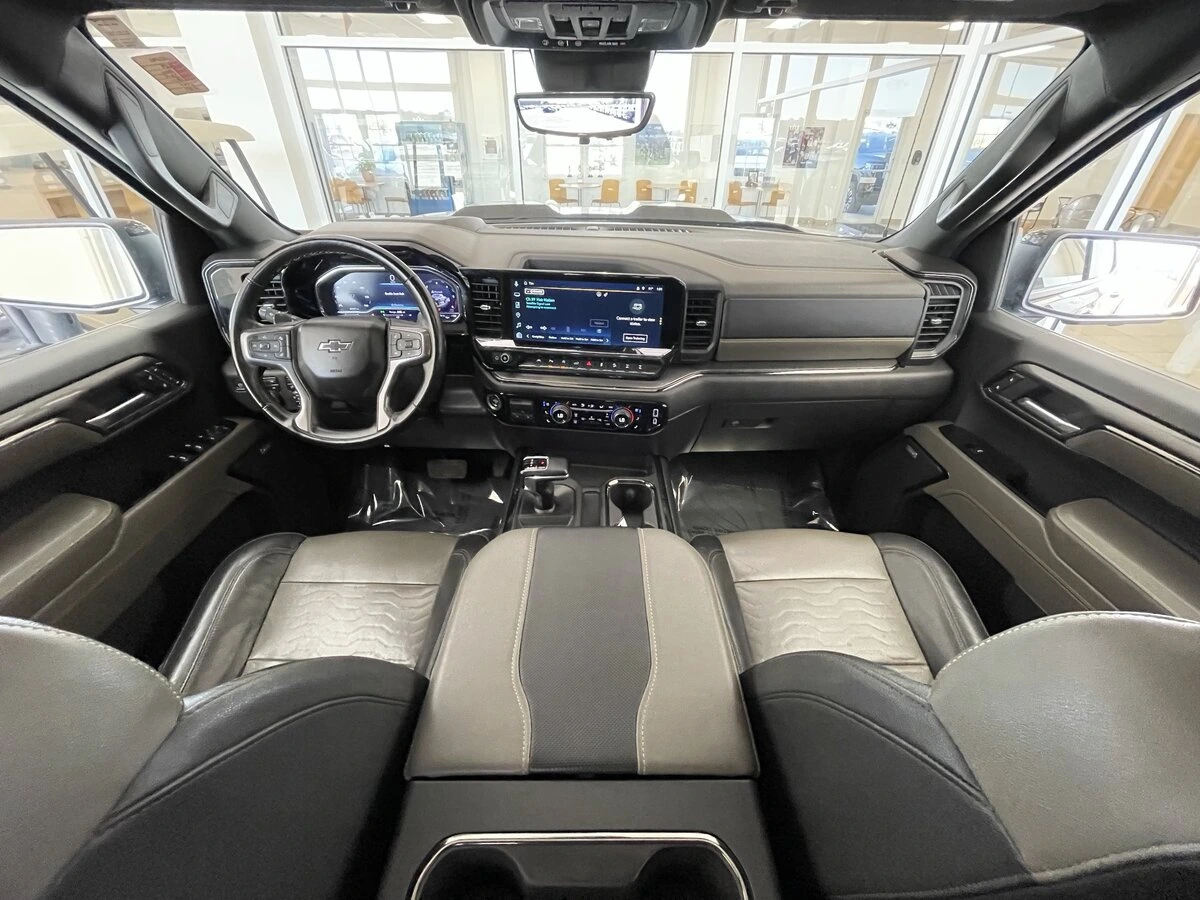 2024 Chevrolet Silverado 1500 ZR2 - Photo 11