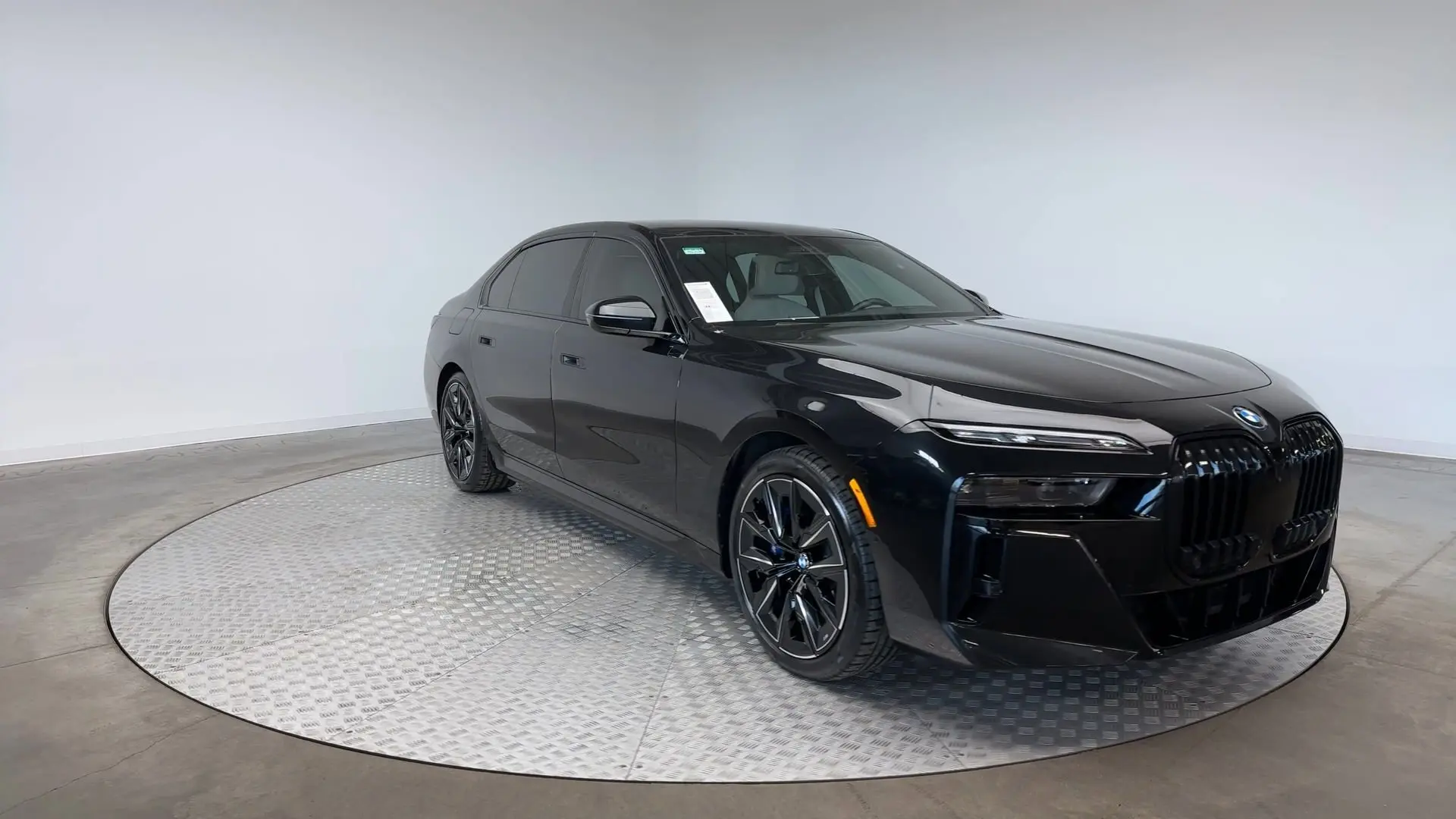 Used 2024 BMW 7 Series 750e with VIN WBA43EH04RCP89949 for sale in Highlands Ranch, CO