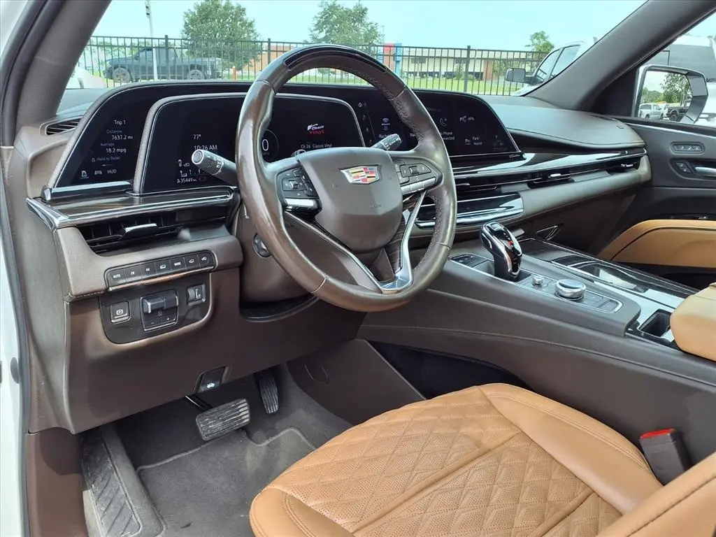 2023 Cadillac Escalade Premium Luxury photo 23