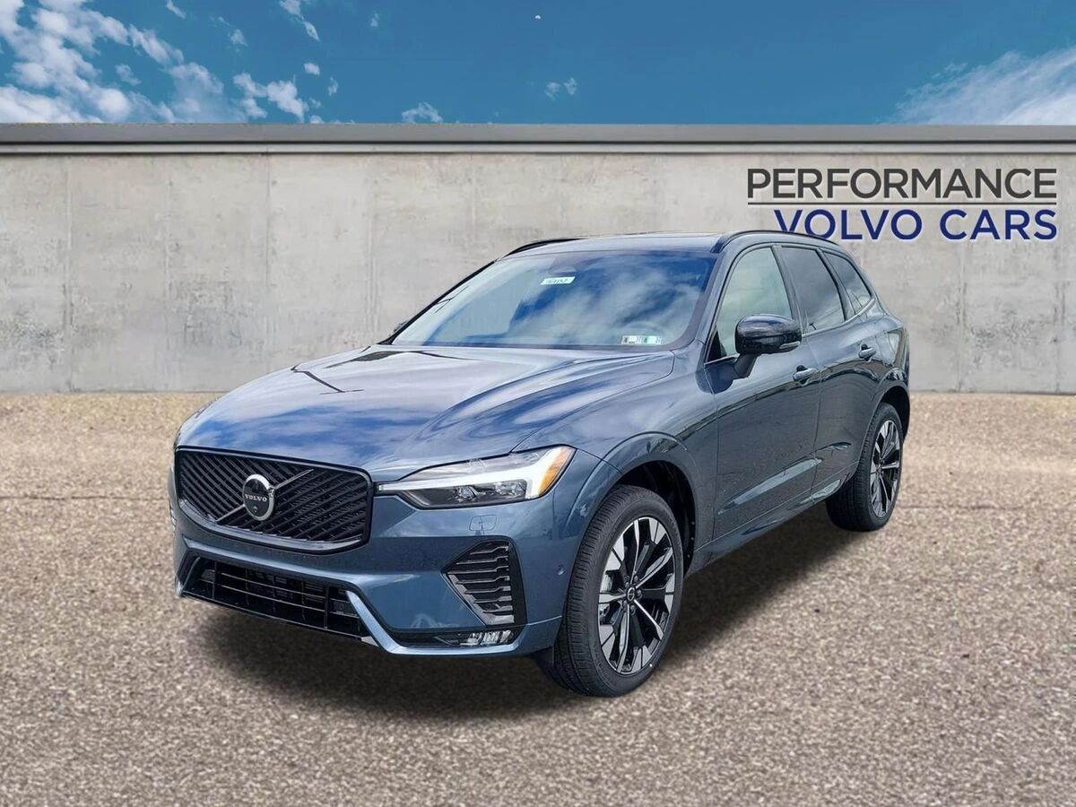 2026 Volvo XC60 B5 Plus Dark AWD's photo