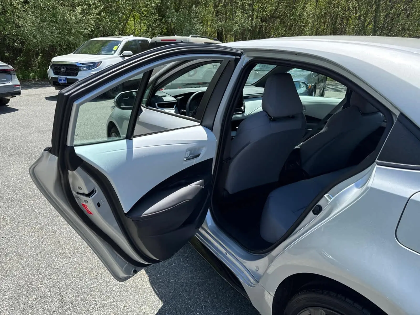 2024 Toyota Corolla SE Premium photo 30