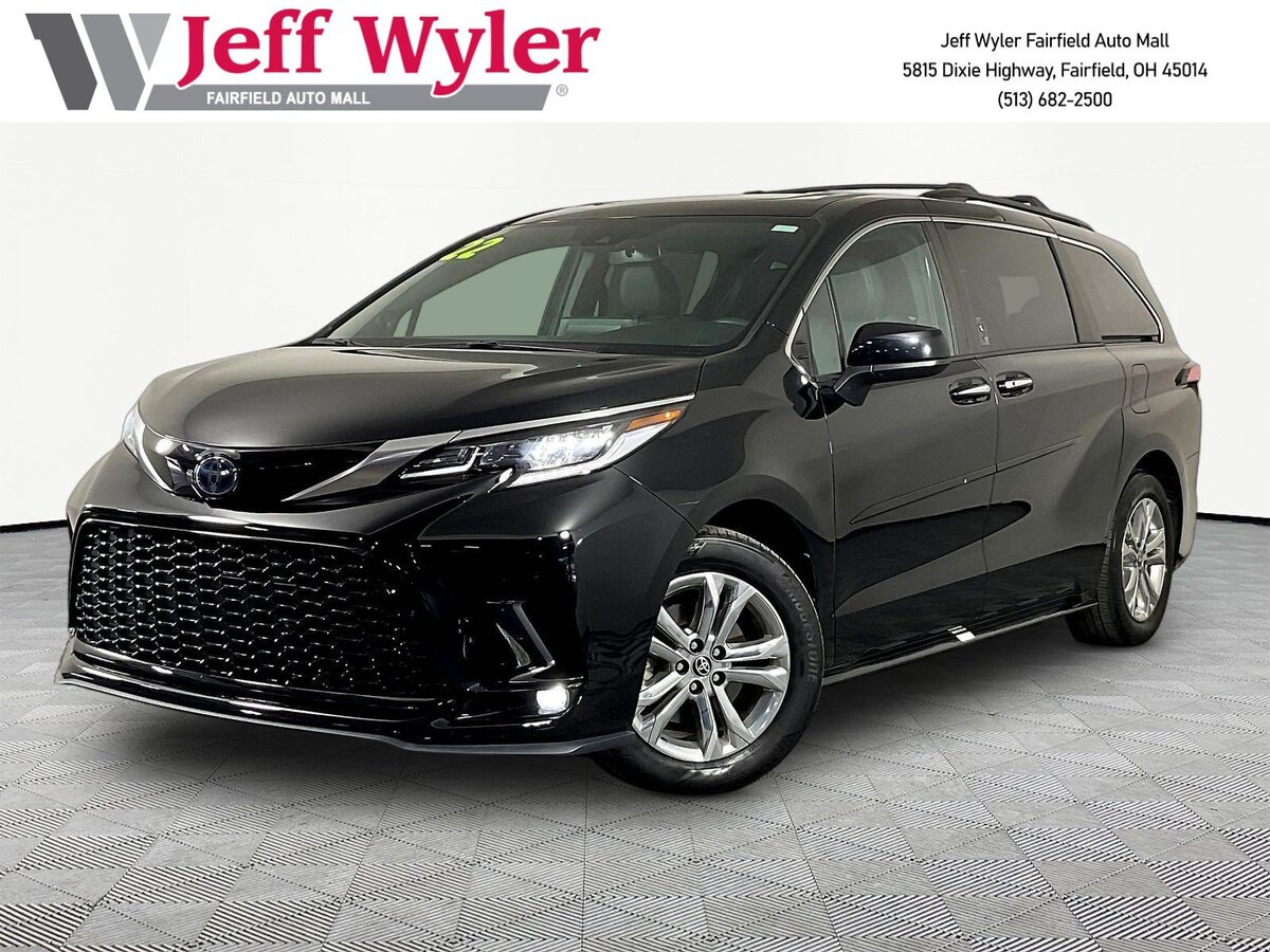 2022 Toyota Sienna XSE