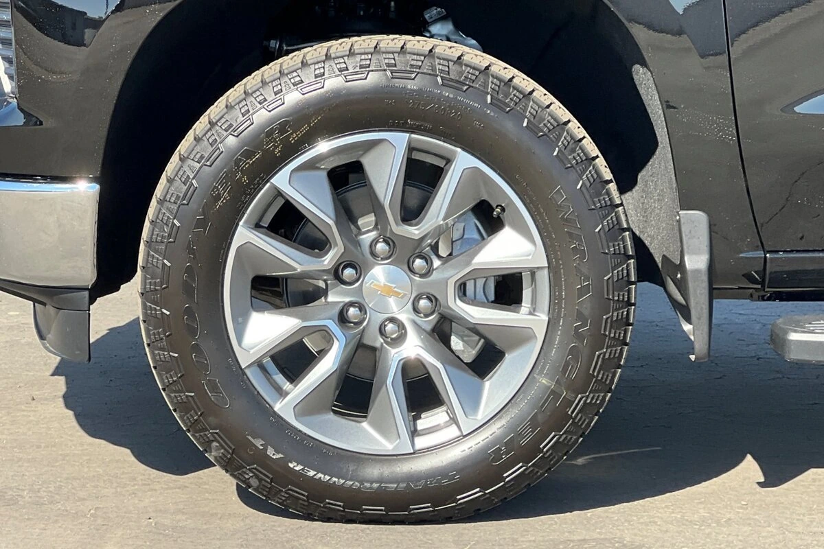 2026 Chevrolet Silverado 1500 LT - Photo 27