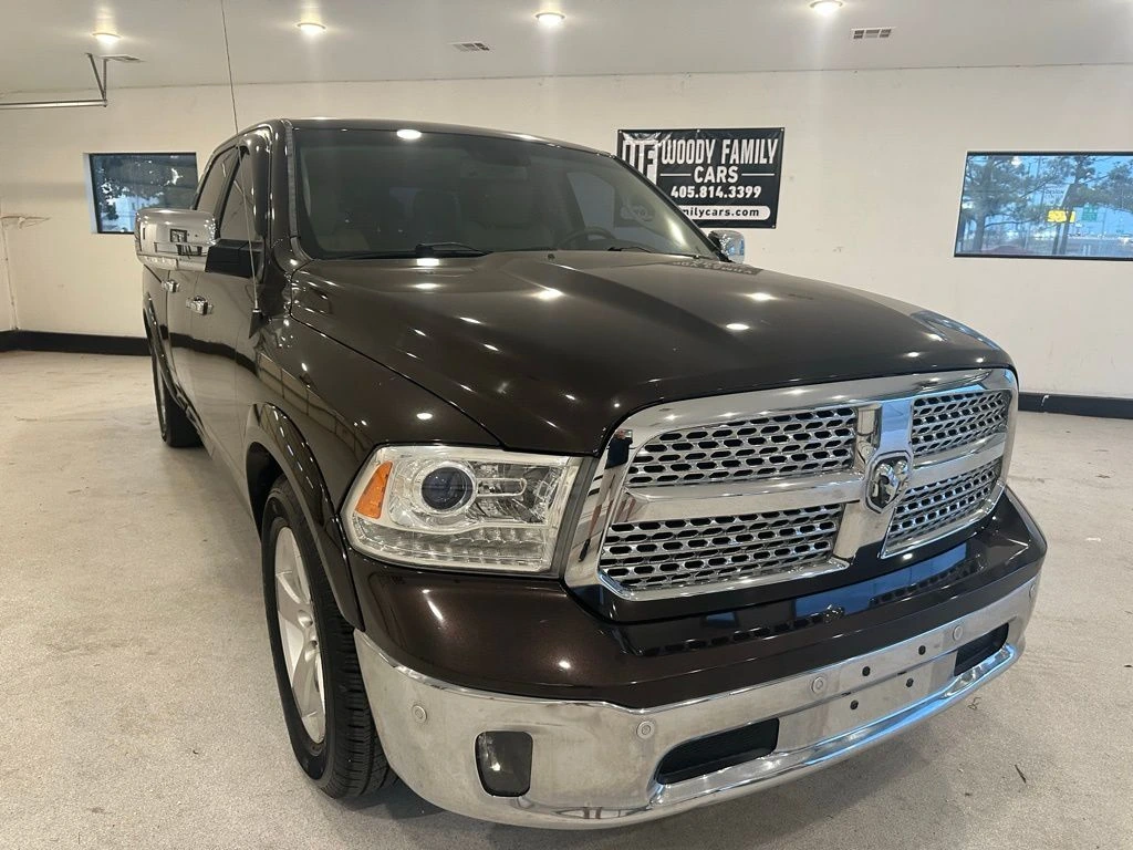2016 RAM Ram 1500 Pickup Laramie's photo