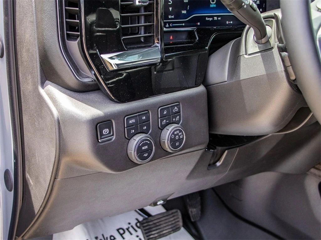 2025 Chevrolet Silverado 1500 RST - Photo 35