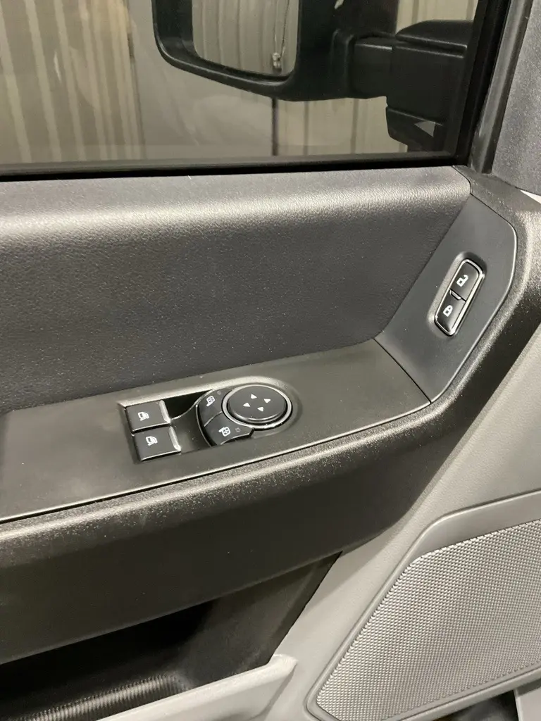2024 Ford F-350 photo 5
