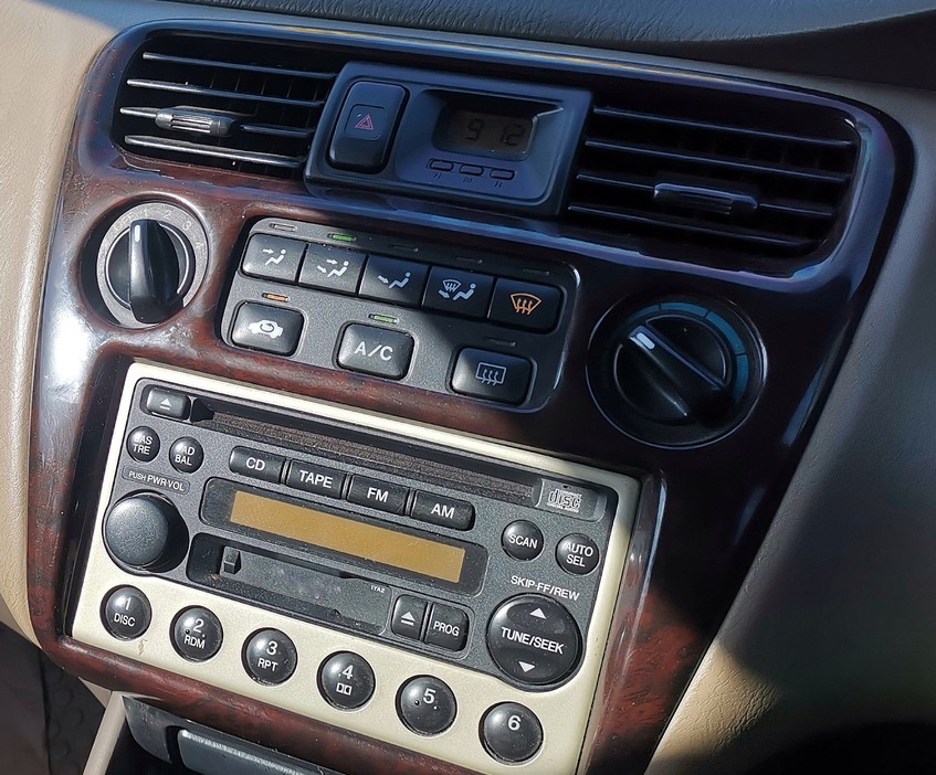 classic center console in an older vehicle