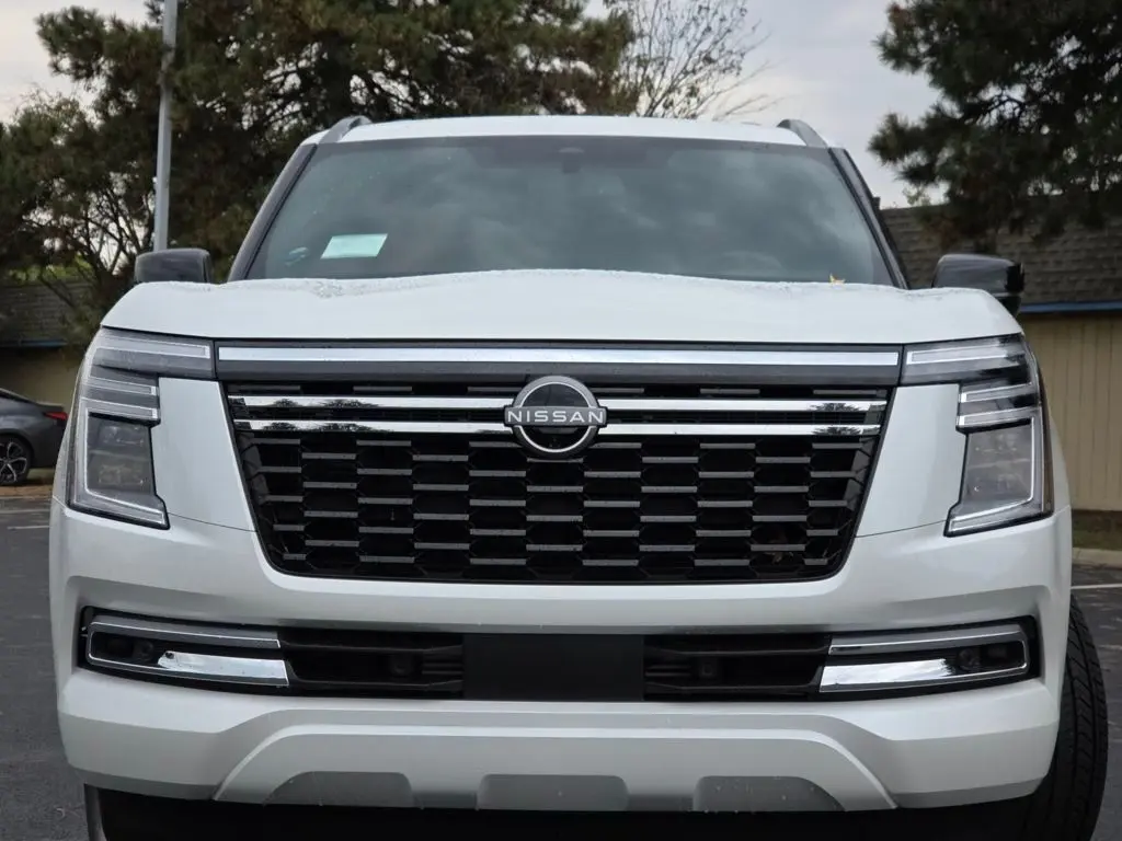 2026 Nissan Armada SL photo 21