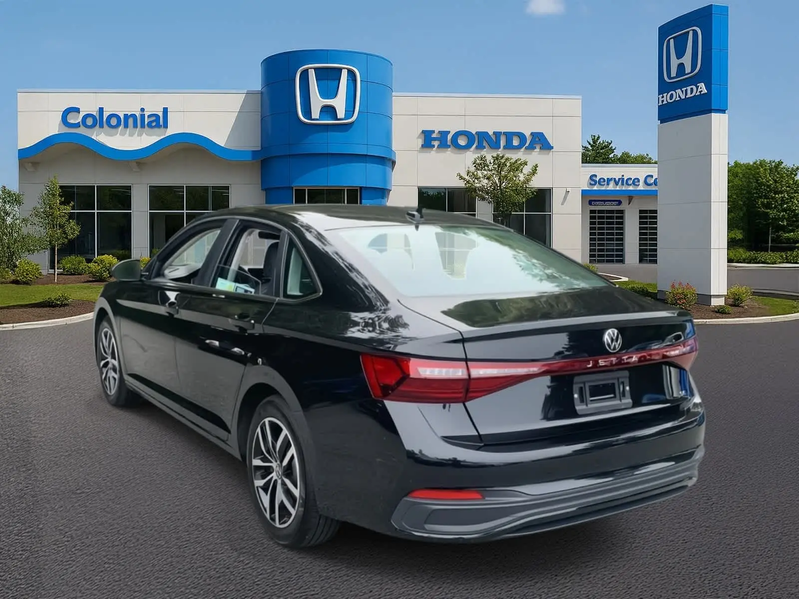 2025 Volkswagen Jetta SE photo 4