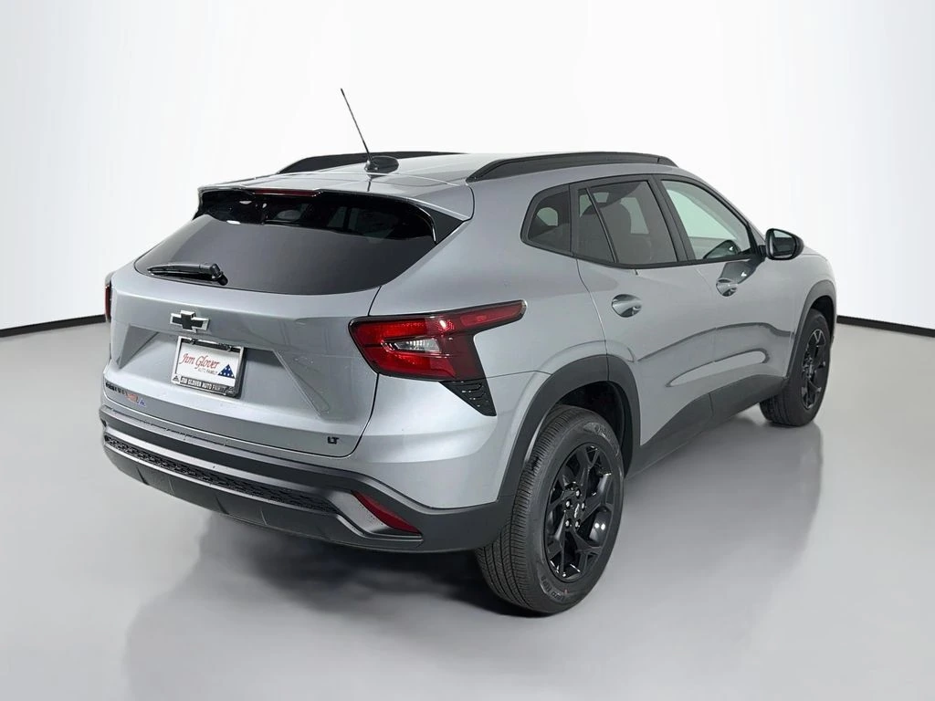 2026 Chevrolet Trax LT - Photo 7