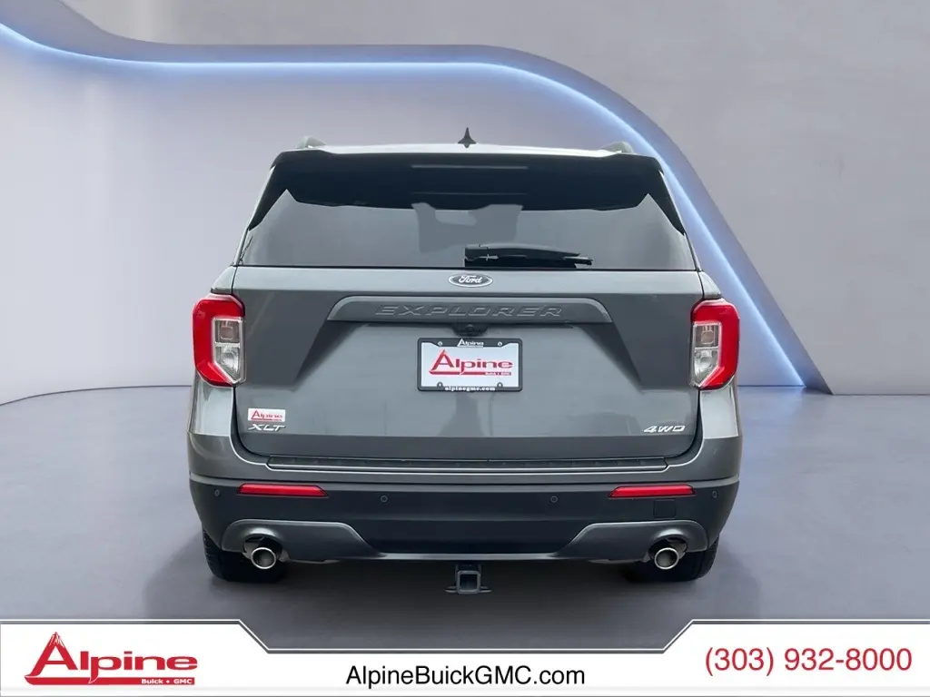 2021 Ford Explorer XLT photo 3