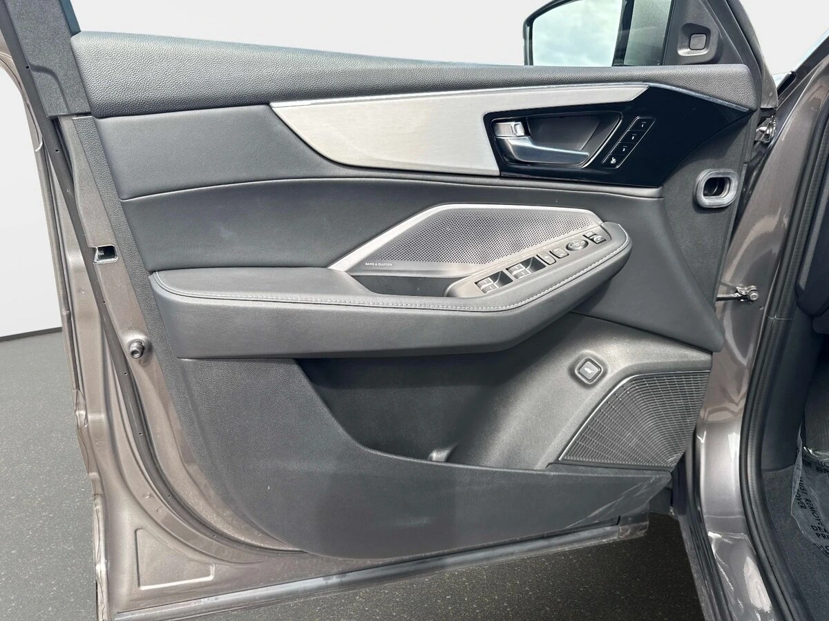 2026 Acura MDX Technology Package - Photo 16