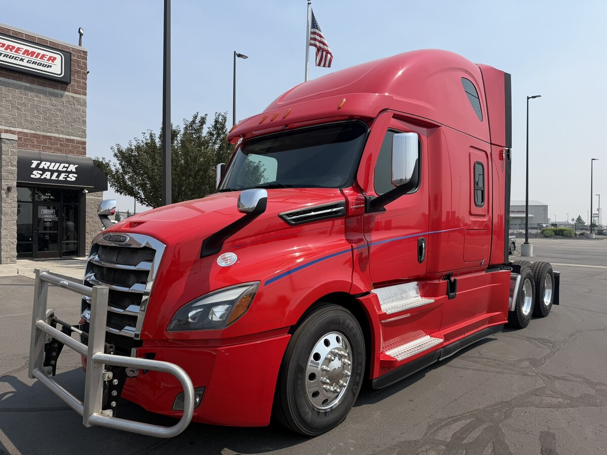 2020 FREIGHTLINER Cascadia