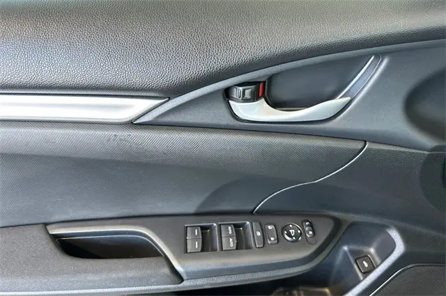 2017 Honda Civic LX photo 10