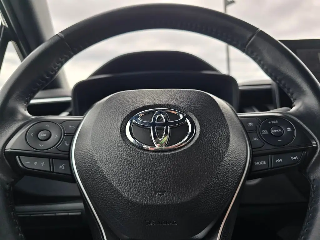 2024 Toyota Corolla SE photo 16