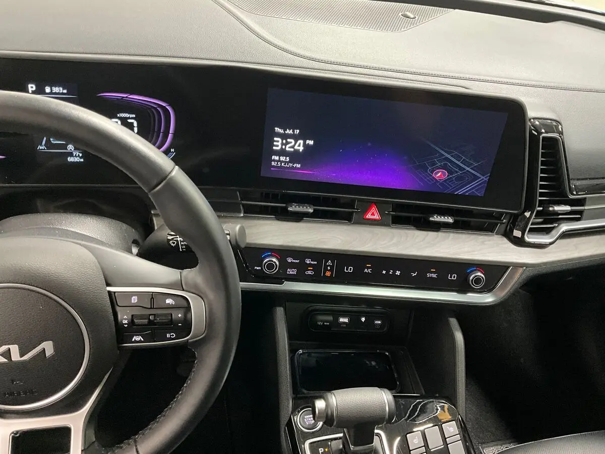 2024 Kia Sportage X-Line photo 3