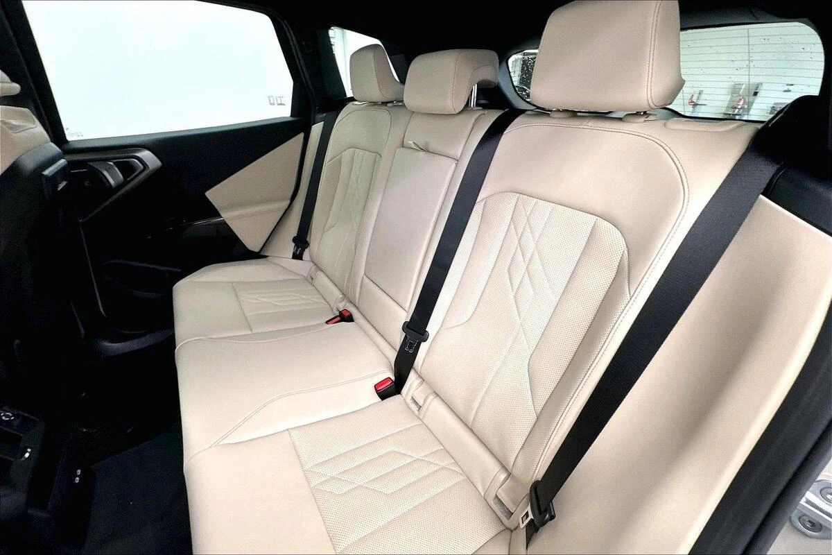 2026 BMW X3 M50 - Photo 11