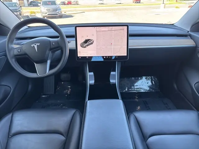 2018 Tesla Model 3 Long Range photo 16