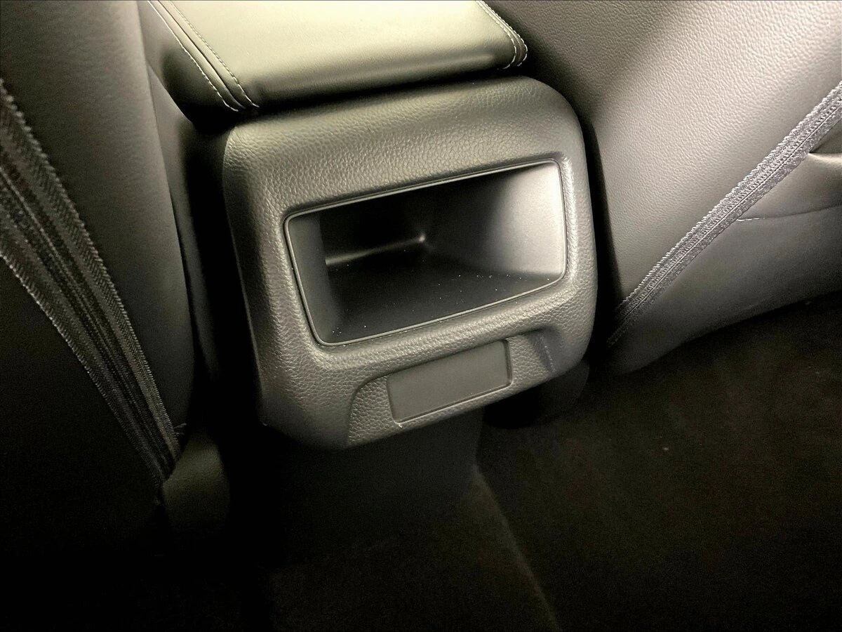 2025 Honda HR-V EX-L - Photo 10