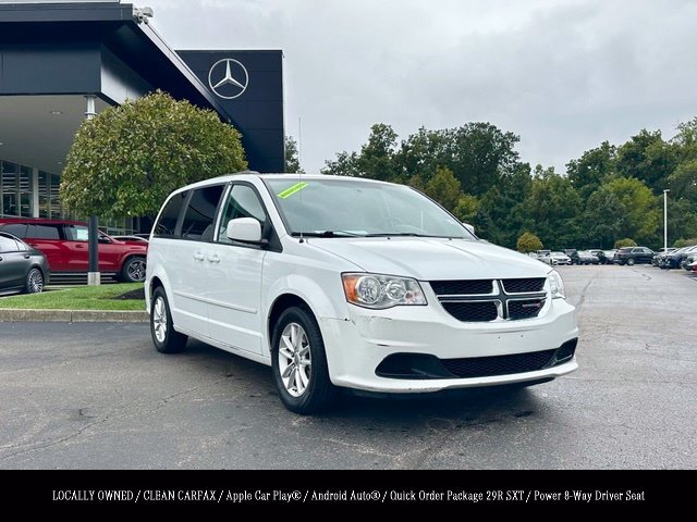 2016 Dodge Grand Caravan SXT FWD photo
