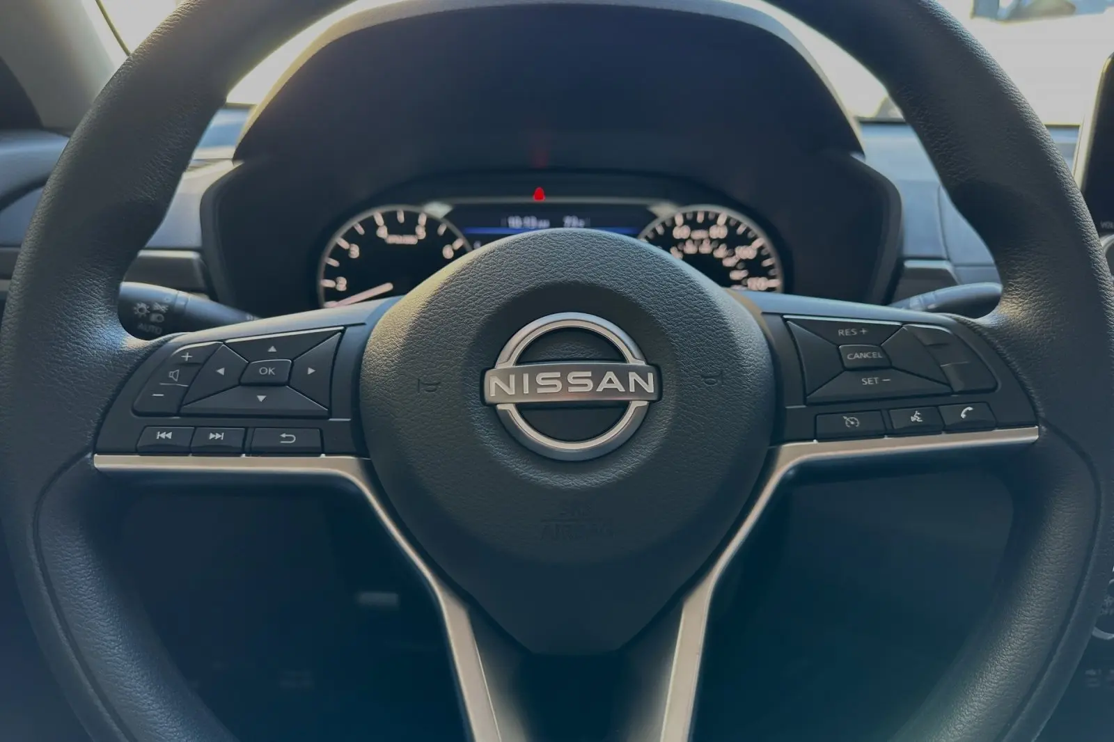 2025 Nissan Altima 2.5 SV photo 17