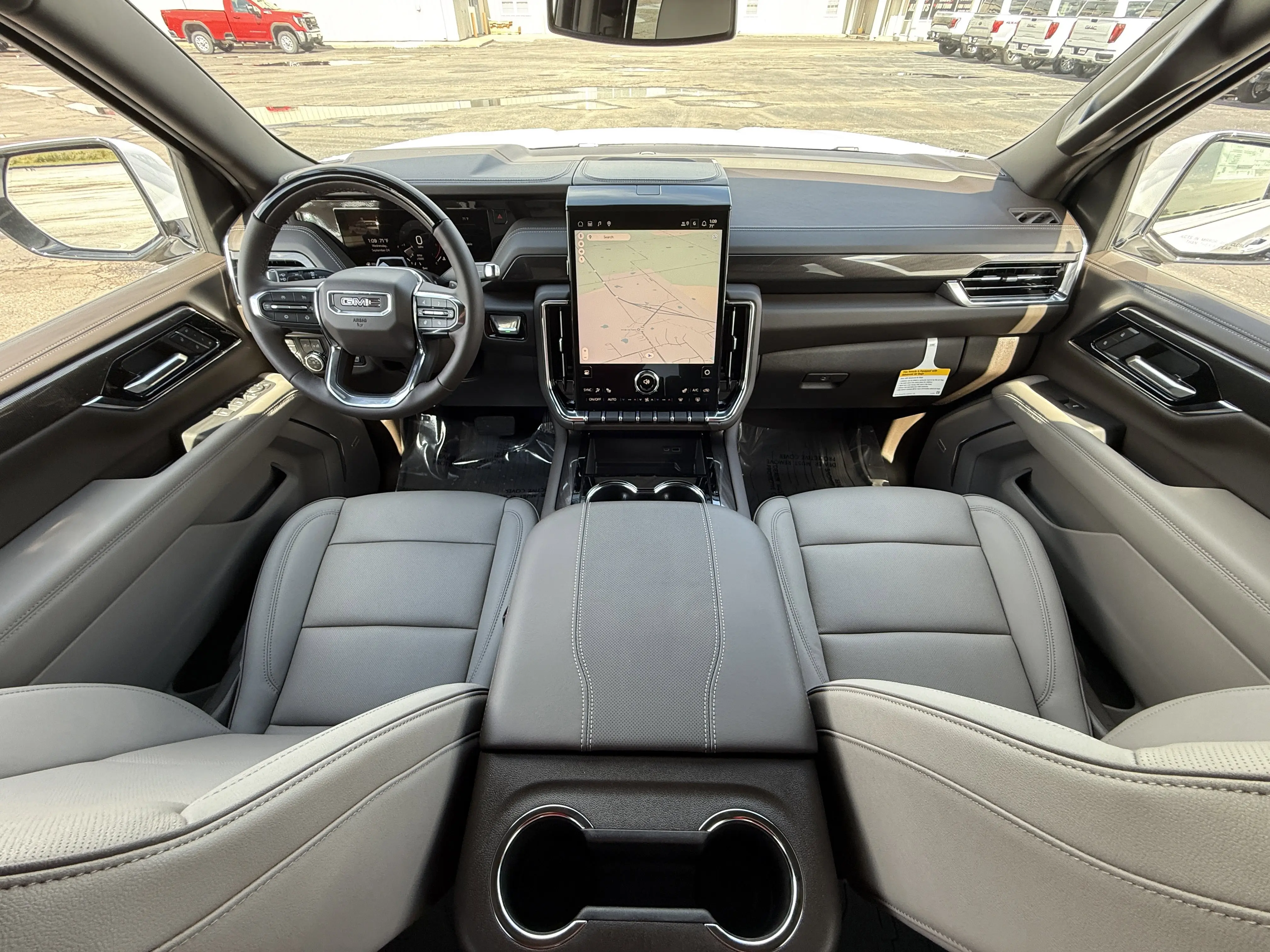 2026 Gmc Yukon photo 16