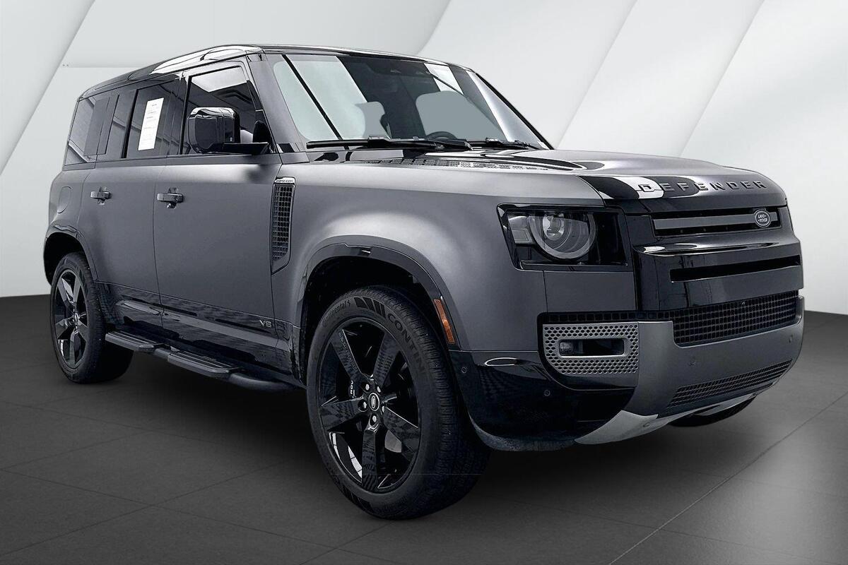 2025 Land Rover Defender V8