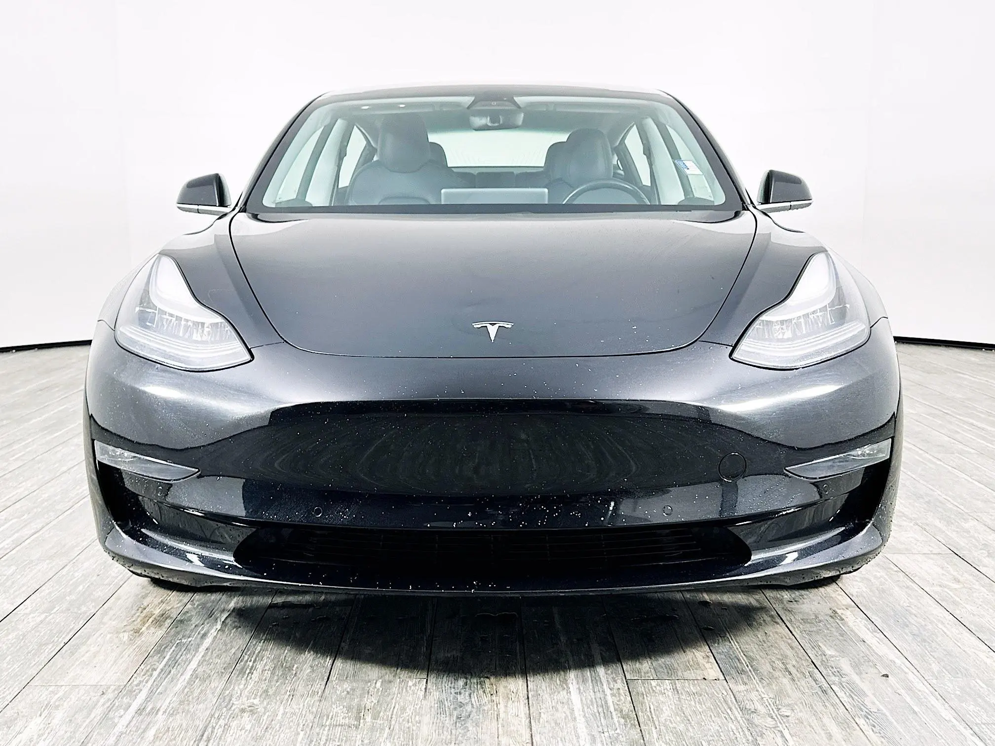 2018 Tesla Model 3 Long Range photo 2