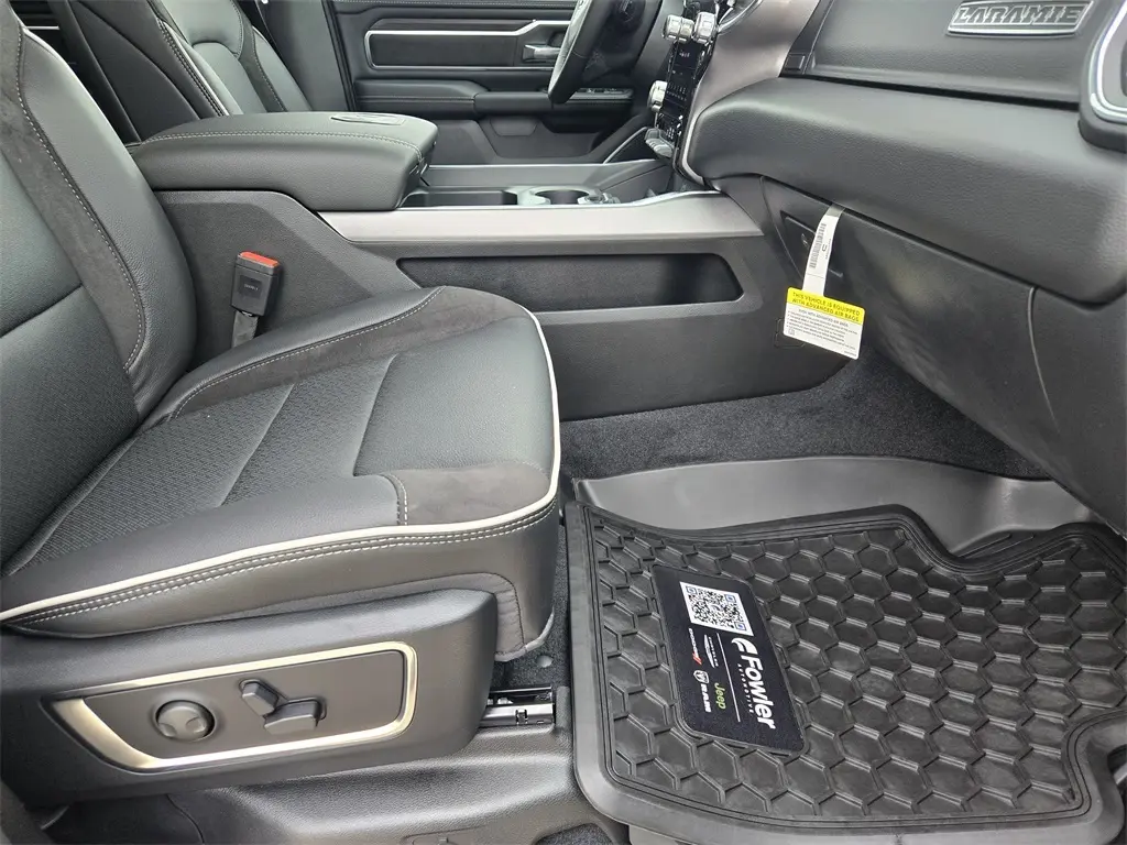 2026 Ram 1500 Laramie photo 10
