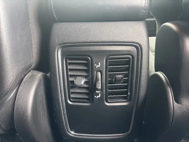 2020 Dodge Durango SXT photo 14