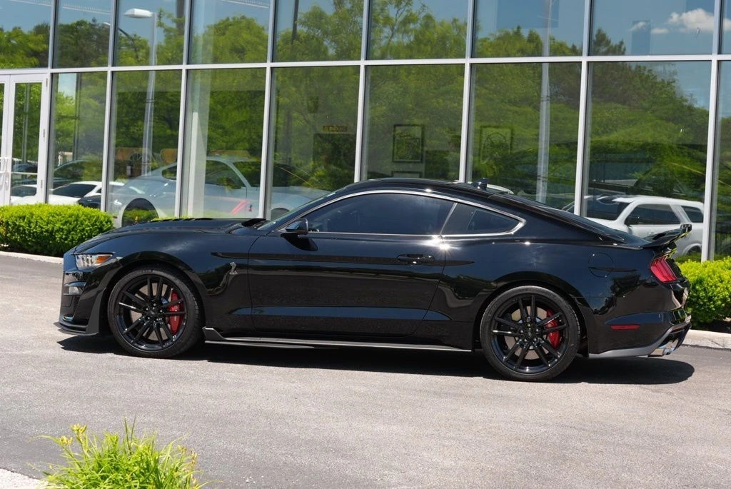 2022 Ford Mustang Shelby GT500 - Photo 11