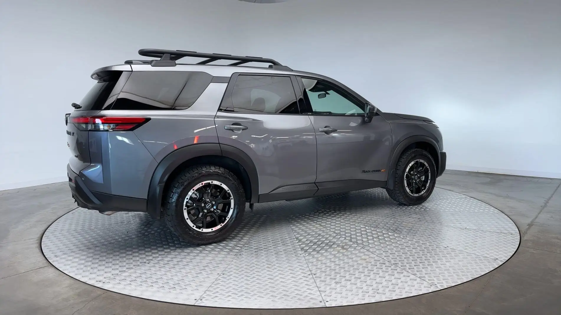 2024 Nissan Pathfinder Rock Creek photo 6