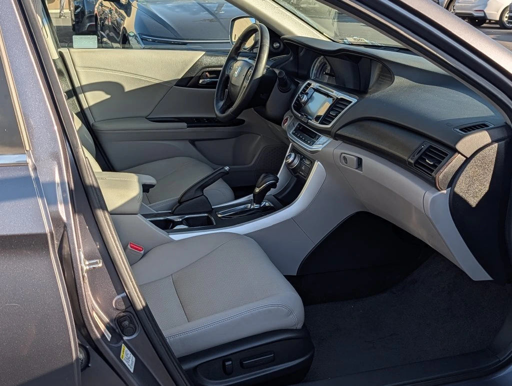 2013 Honda Accord EX-L - Photo 9