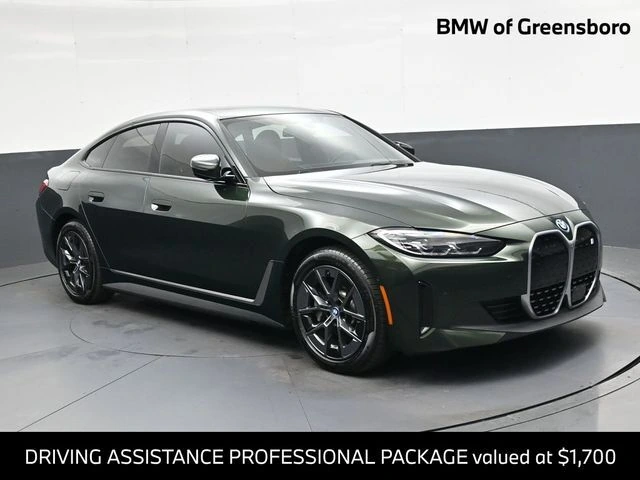 2023 BMW i4 eDrive35's photo