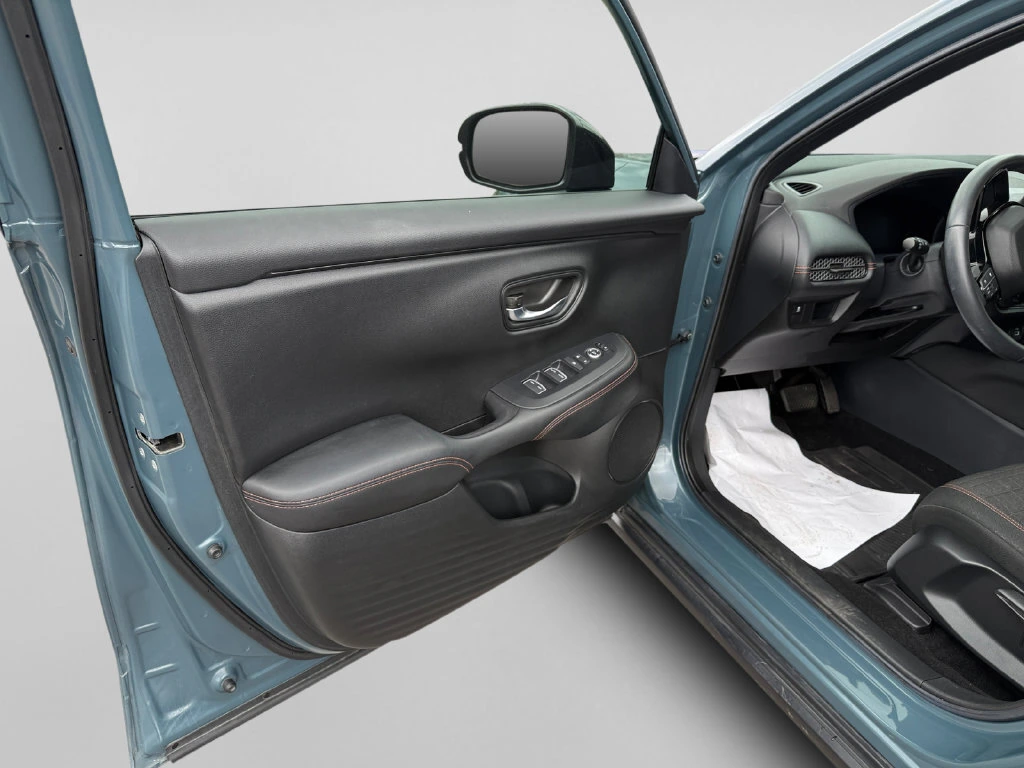 2025 Honda HR-V Sport - Photo 15