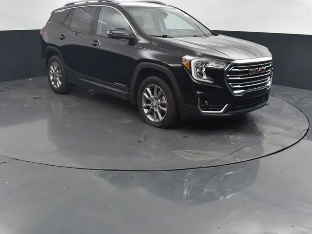2024 Gmc Terrain SLT photo 2