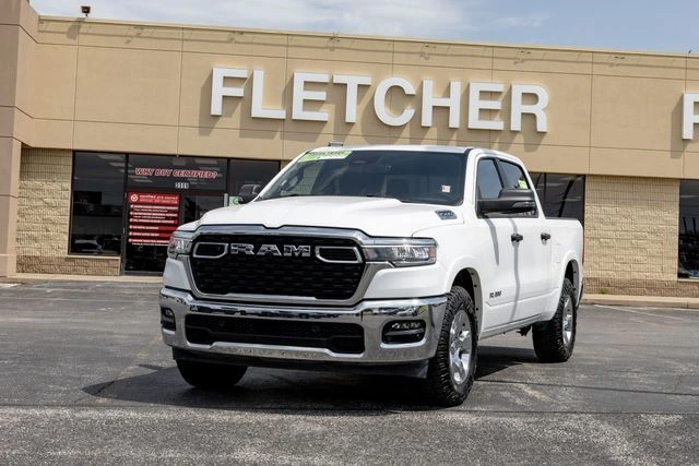 2025 RAM 1500 Big Horn/Lone Star 4x4 Crew Cab 5'7's photo