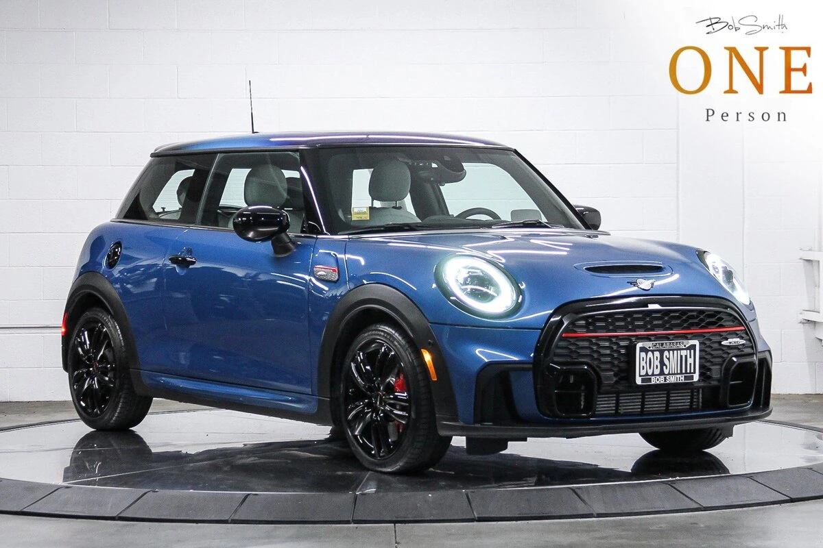 2023 MINI Hardtop John Cooper Works's photo