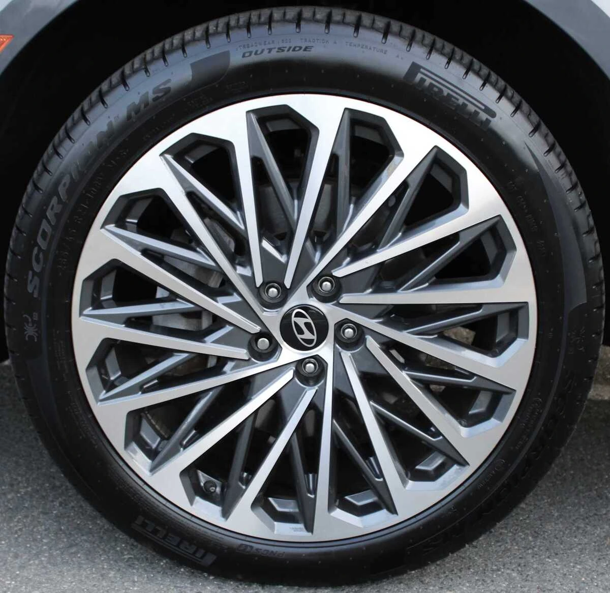 2026 Hyundai Palisade Calligraphy - Photo 9