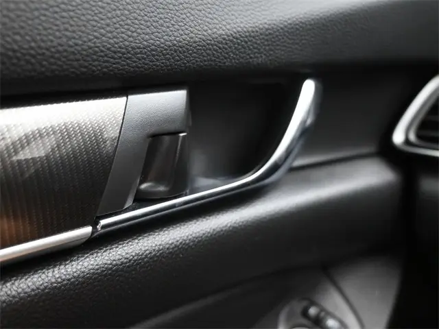 2022 Honda Accord Sport photo 22