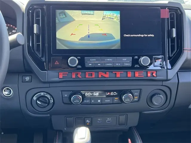 2025 Nissan Frontier PRO-4X photo 16
