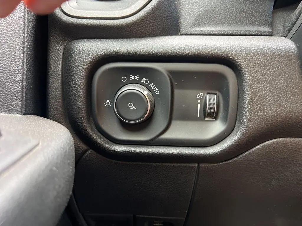 2022 Ram 2500 Tradesman photo 17