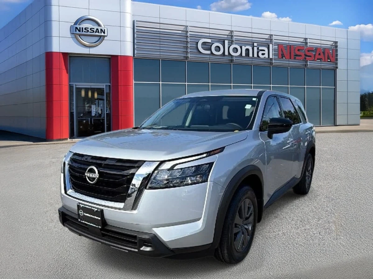 2023 Nissan Pathfinder S