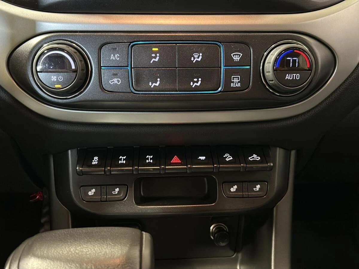 2021 Chevrolet Colorado ZR2 - Photo 23