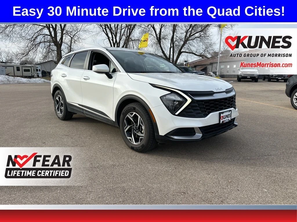 2023 Kia Sportage LX's photo